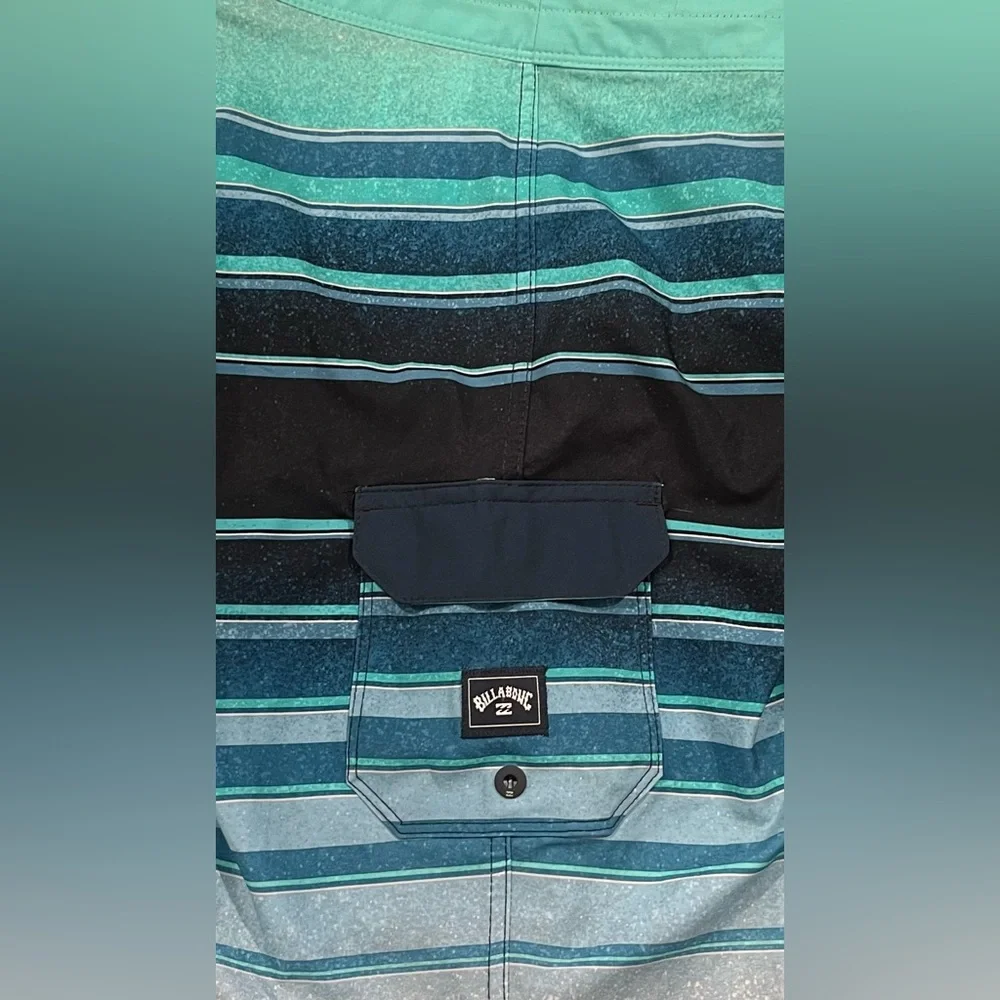 NWT Billabong All Day Stripe Pro Board Shorts.